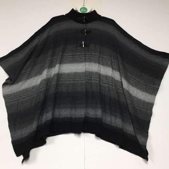 Jones New York Signature Poncho w/toggles + snaps - Picture 4 of 16